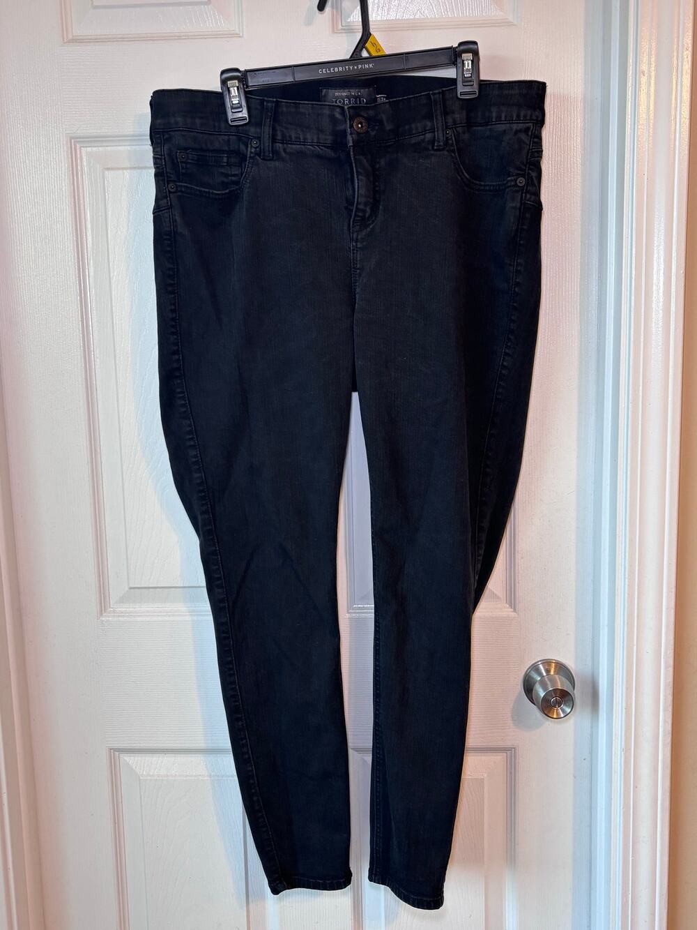 Torrid Premium Bombshell Skinny Jeans Womenβs 18R Black Stretch Denim